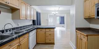 Charming 3 Bedroom Home Available in Quiet Pontiac Neighborhood Gallery 1