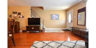 8018 CHELWYNDE Avenue Gallery 3