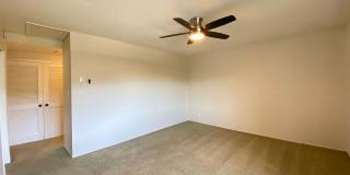 Beautiful corner condo in Lake San Marcos Gallery 20