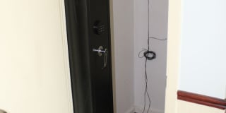 Beautiful 2 bedroom Lakefront Home Gallery 20