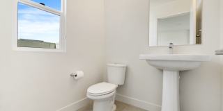 Gorgeous 4 Story Townhome Available in the Highly Desired 17 West Community! Gallery 36