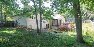 Modern 4bd Home - Fully Furnished Utilities Included Gallery 43