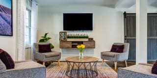 Williamsburg Manor Gallery 15