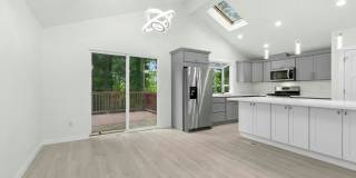 4bd/2.5ba Bellevue Home Gallery 22