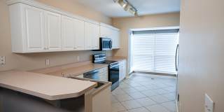 1620 42nd Square Gallery 1