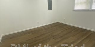 1318 Ridge Avenue Gallery 8