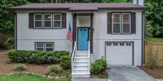 Renovated 4 bed home in Kennesaw w/ Designer Kitchen Gallery 1