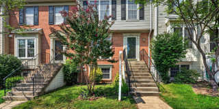45547 HUTCHENS Square Gallery 1