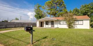 Cute 3 Bedroom Rental Gallery 1