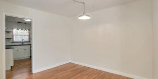 Room in 4 Bedroom Home at Santa Monica Dr Gallery 8