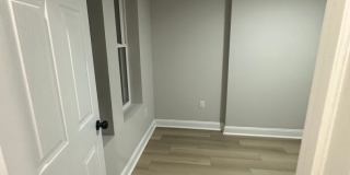 Beautiful Newly Renovated 4 Bedroom Home Now Available in Belmont!!! Gallery 5