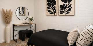 12611 N Hendricks Drive Gallery 9
