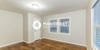 4034 Franklin Avenue Gallery 9
