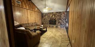 301 Cottonwood Avenue Gallery 4