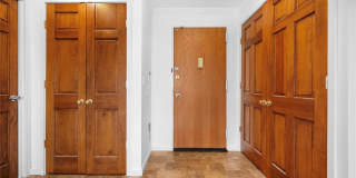 141 Great Neck Road Gallery 5