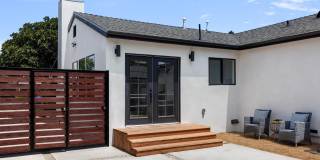 14322 W Collins Street Gallery 21