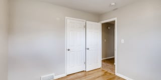 Recently Remodeled 4 bedroom, 2 bath Ranch Style Boulder House Gallery 14