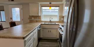Short walk to the Beach / Available Now / Pets Welcome Gallery 6
