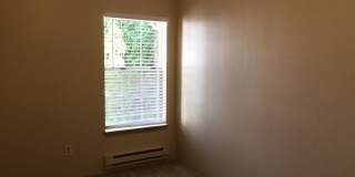 Modern 3-Bedroom Townhome in Prime Everett Location Gallery 11