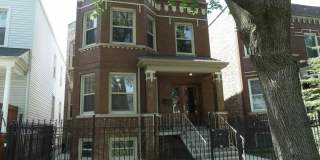 2528 North Hamlin Avenue Gallery 1