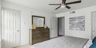 Vintage at 18th Street Gallery 45