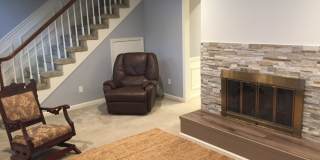 Gorgeous Updated 2BR 3BA Town house Gallery 28