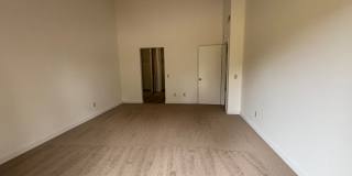 Spacious Updated Bonita Condo Gallery 31