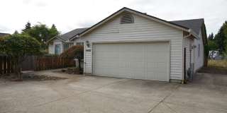 Single Level Orchards Home for Lease - 9907 NE 86th St Gallery 1
