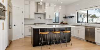 2402 Orchid Hill Place Gallery 6