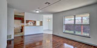 1346 Bayou Gallery 6