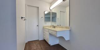 Upgraded 2 Bedroom Condo in San Carlos!!  Water/Sewer/Trash Included!! Gallery 6