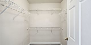 Move-In Ready Condo in Gated Equestrian Parc – Prime Location! Gallery 19