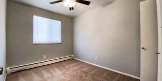 Maple Eastlake Apartments Gallery 9