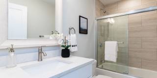 70 Moreland Street Gallery 7