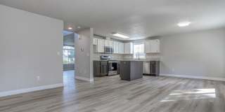 4 Bed 2.5 Bath Home Near Parks, Shopping, and Dining. Main Level Primary Suite! Gallery 1