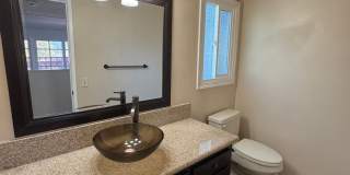 Scenic Cul-de-Sac Living with Stunning Mountain Views Gallery 7