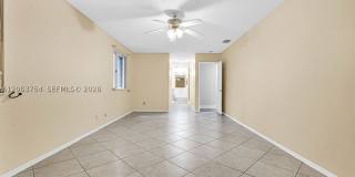 1623 E Harmony Lake Cir 1623 E Harmony Lake Cir Gallery 55