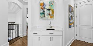 166 SE Bella Strano Gallery 28