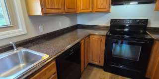 Cozy 4 Bedroom Kettering Home Gallery 16