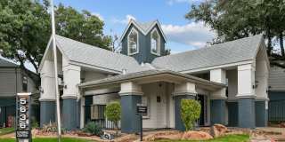 5636 Apartment Homes Gallery 4