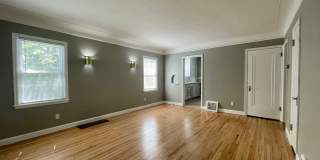 Stunning 3 Bedroom 2 Bathroom Home in Minneapolis! Stunning 3 Bedroom 2 Bathroom Home in Minneapolis! Gallery 1