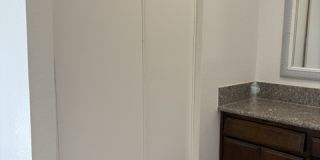 310 S Argyle 106 Gallery 14