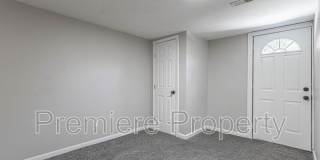 3910 E 123rd Ter Gallery 7