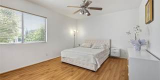 5305 White Oak Avenue Gallery 27