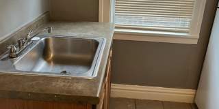 8916 Madison Avenue Gallery 1