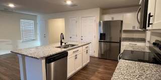 3305 Serenity Drive NE Gallery 20