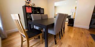 Charming 4 Bedroom-No Broker Fee Gallery 6
