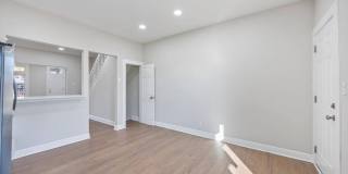 117 South Collins Avenue Gallery 11