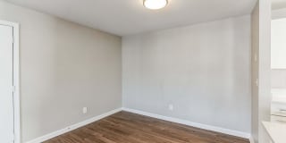 Hunters Creek Gallery 8