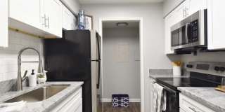 421 at Whitsett Gallery 21